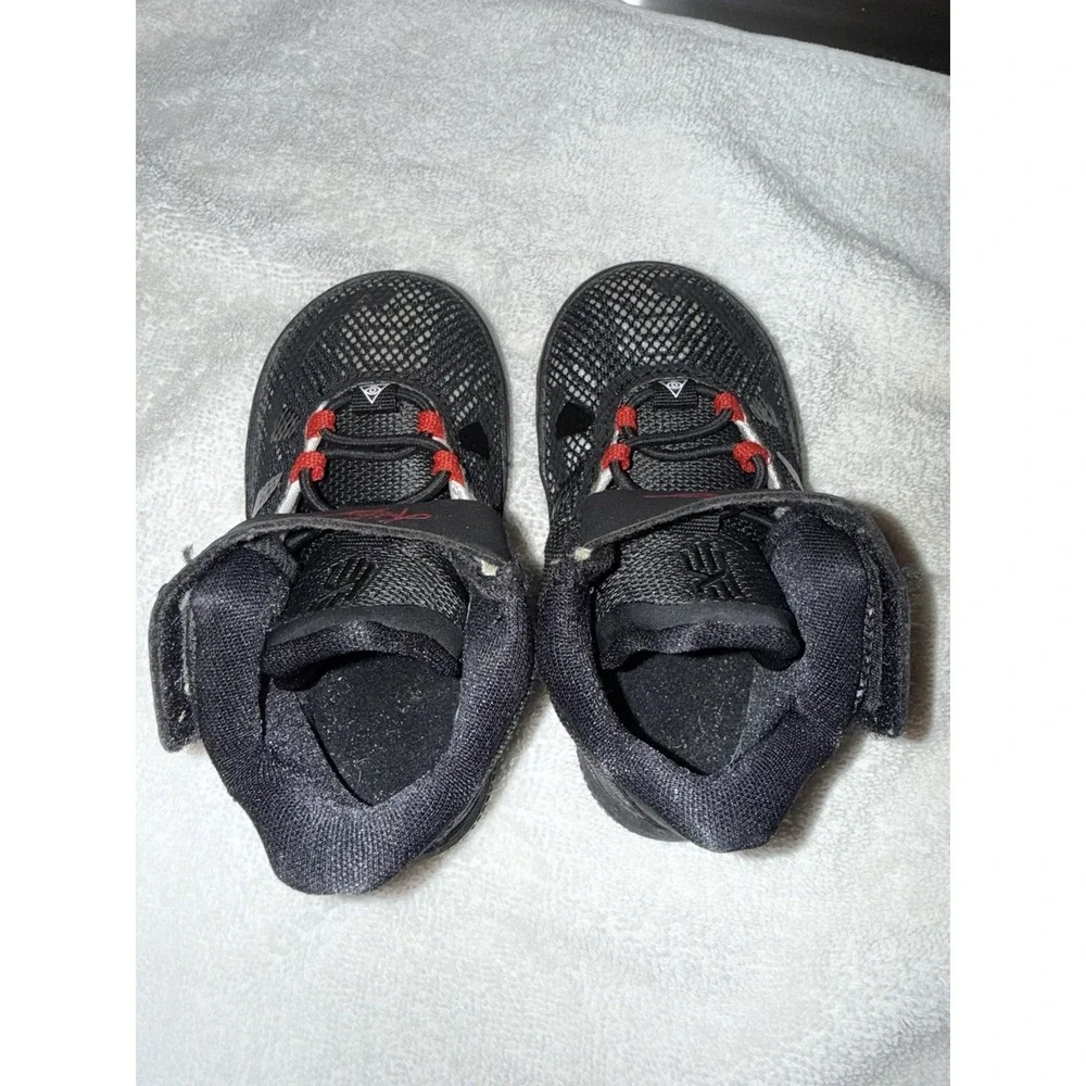 Nike Kyrie 7 TD‎ 'Bred' Size 5C Toddler Basketball Shoes CT4980005
